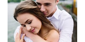 【モゲモゲ】高校で出会い、嫁から半年のストーキングを経て、半ば強引に付き合い始めてから結婚3年目に、初めて自分から「愛してる」と言ってみた。