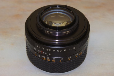 YASHICA AUTO YASHINON DS-M 50mm f1.4（M42マウント） : 会計士による