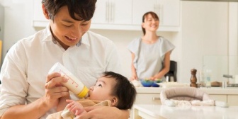 【妊娠中】妊娠前から専業だが、実家もなく両親もいないしヘルパーさんかなと思ってたら旦那が育休取るつもりらしいｗ嬉しいけど収入減るのは困るのよ、君