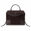 ロエベの新作ハンドバッグ「アマソナ180」