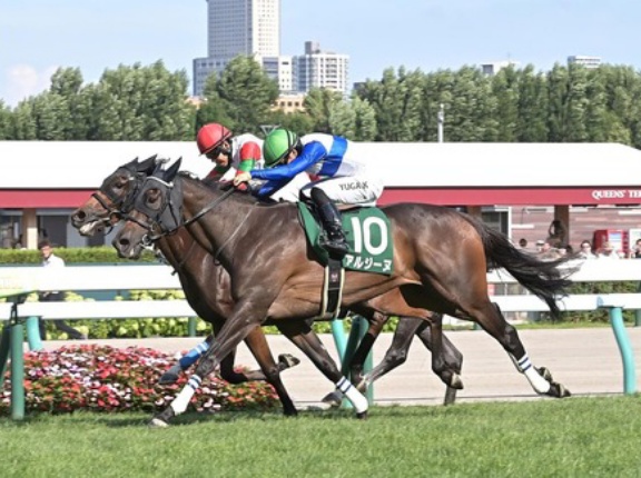 【クイーンS】１番人気アルジーヌがが差しきりＶ！重賞２勝目