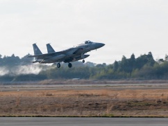 「戦前の反省」を説く東京新聞、次期戦闘機を問題視した途端に新聞自身の戦時報道を掘り返されるｗｗｗ