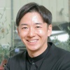 斎藤佑樹、創業100周年のハンカチ製造会社「川辺」とパートナーシップ契約締結