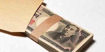 同級生が地元で市議選に出る準備してるって聞いたから激励に行ったら3日後に100万円持ってわざわざ都内まで挨拶に来てくれたのだが実は…