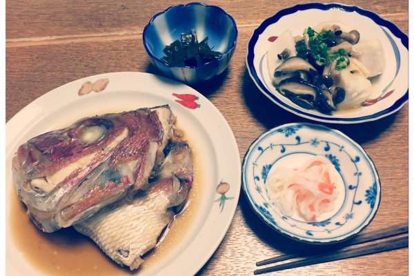 コブラの大冒険 ごはん