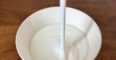 *道具も手間もなし！安く美味しく作る【カスピ海ヨーグルト】