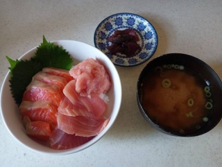 ほぼ外出しないから気づかなかった。と、５ルピー作りました。