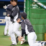 『【野球 中日４－４オリックス】中日平田49打席目で待望のタイムリー  オリ先発の西　６回途中１失点投球に不満』の画像