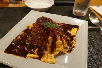 海外「どれだけ美味しいんだ？！」京都の匠が作るとろとろオムライスがヤバすぎると海外で話題！