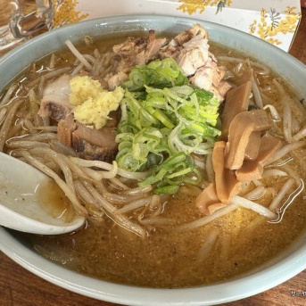 【温故知新】　at　千葉県JR船橋駅北口すぐ　～サーヤの勝手に千葉県観光大使日記⑤　昼はラーメン夜は焼肉！船橋駅近くの二刀流ラーメン体験～