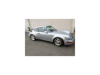 ポルシェ９６４ターボ　３，６L　車検整備で入庫　２