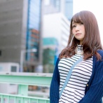 【悲報】女性教師さん、服装が理由で保護者からクレームがきてしまう⇒！（画像あり）