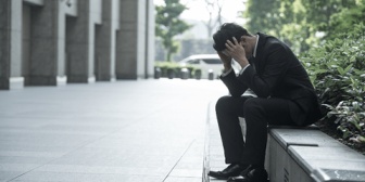 彼女に指摘され、初めて親が毒親だと気付いた…彼女と自分のために、親と距離を置こうと思うが何かが邪魔をする…