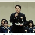 [卒業式] 最後のスピーチ：「私には2人の母親がいます」