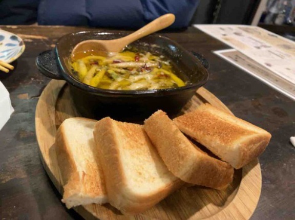 南方で飲んで食べて　ヤミツキ食堂　ボス豚