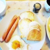 休日の朝ごはんは、のんびり洋食。