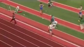 【動画】勝利を確信してポーズを決めた瞬間に逆転負けした恥ずかしい選手たち…「スポーツに限らずすべての人に見てほしい」