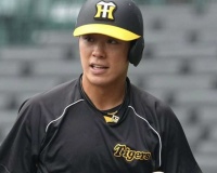 豊田寛が抹消 長坂が一軍昇格へ　捕手三人体制大賛成や