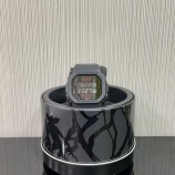 『<再入荷＞世界中で人気のドラマとのコラボレーションモデル』の画像