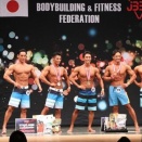 ボディビルのガチ勢的には、この体すらクソヒョロガリ扱いで馬鹿にされるらしいｗどうかんがえても馬鹿にされてる方がカッコイイだろｗ