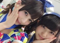 【AKB48】佐々木優佳里と親友の写真をご覧ください