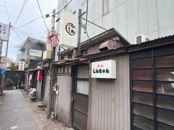 石川県金沢市片町にある焼肉店『焼肉しんちゃん』が移転のため閉店するらしい。