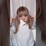 『[ノイミー] 菅波美玲「 （TikTok更新）ツインテールで撮ったよ😋 ひみちゅなのです...❤︎ 」』の画像
