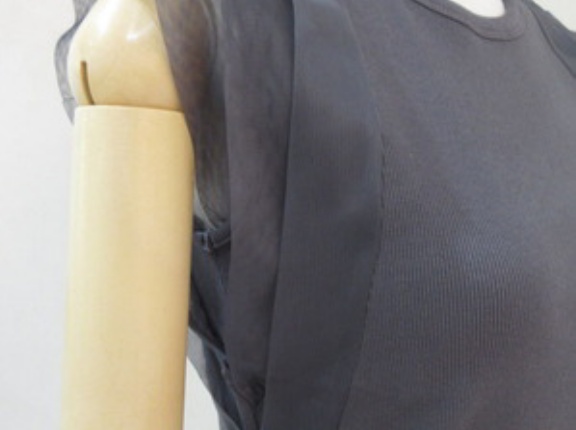 ガレナ、シフォンドッキングノースリーブカットソー