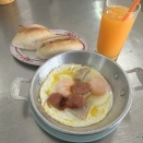 【エイムオート　Aim Oat】　at　コーンケーン市内　～朝4時から営業！1986年創業、老舗店の朝食体験～