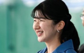 愛子さま青森県初訪問に県民熱狂！沿道に歓声、国スポ観戦と国宝「合掌土偶」ご鑑賞