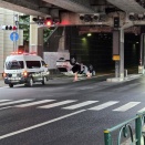 【現場の状況】#交通情報 都道418号線 下り  東京都品川区上大崎２丁目 首都高高架下トンネル入口付近 車線塞ぐ横転転覆事故で規制渋滞6月26日 #恵比寿 #目黒 #白金