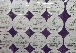 【朗報】乃木坂メンバーの手書き＋サイン一覧キターーーwww