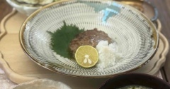  【レシピ】たっぷり炒め玉ねぎのハンバーグ。　と　聞いて聞いて。