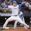 【ゲンダイ】日本ハム選手は「FA1号」加藤貴之の残留交渉に興味津々…新球場移転で営業利益タンマリ