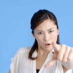 拷問官「この家で1年間生活しろ！」彡(^)(^)「どうせ余裕やろｗｗｗｗｗｗｗｗｗ」⇒！