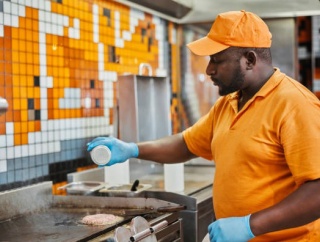 アメリカ「お前らの国では何が最底辺の職業になってるの？」