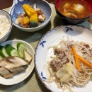 絶対働きたい職場やん＆レンジで豚小間とモヤシのポン酢かけ