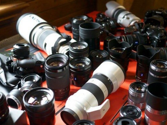 海外「プロのカメラマンに質問、日本に行く時はどんな機材を持っていく？」プロのカメラマンから見た日本旅行に対する海外の反応