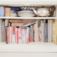 増え続ける紅茶の本。減らさず「まとめる収納」に変えました
