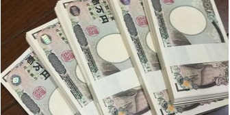 結婚考えてる相手(35歳)の年収が500万で悩んでます。